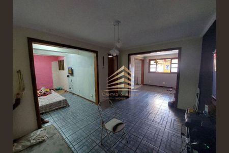 4_photo/94ce8a7055.cdd4f02be08f0036-ATLAS-b24f03f3-330c-4d33-b966-590dbbb1810d.jpg de casa à venda com 4 quartos, 180m² em Cj Res Paes Barros, Guarulhos