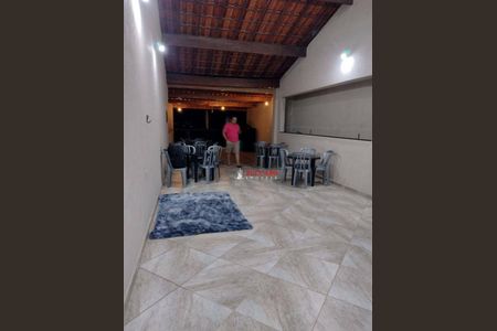 3_photo/94ce8a70e3.6ac254e2bce3cf8e-ATLAS-c1ee68f2-8499-4158-855c-97bcadeeb2a1.jpg de casa à venda com 4 quartos, 200m² em Conjunto Residencial Paes de Barros, Guarulhos