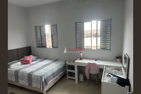 6_photo/94ce8a70e3.b3df034c454bebf7-ATLAS-d6679ff4-83a0-4fa4-88ef-172bbfd9f89e.jpg de casa à venda com 3 quartos, 120m² em Conjunto Residencial Paes de Barros, Guarulhos