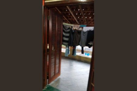 4_photo/94ce8a711b.d26e0e90ca7e938a-ATLAS-143c6bb9-e003-42ff-8eba-1f3884b7e8f9.jpg de casa à venda com 9 quartos, 316m² em Cumbica, Guarulhos