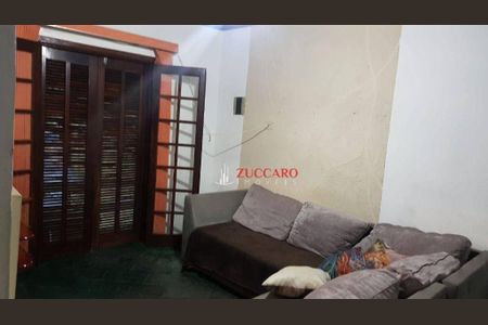 8_photo/94ce8a711b.d26e0e90ca7e938a-ATLAS-5ce71ebe-6463-40df-b849-ce51484e05a3.jpg de casa à venda com 9 quartos, 316m² em Cumbica, Guarulhos