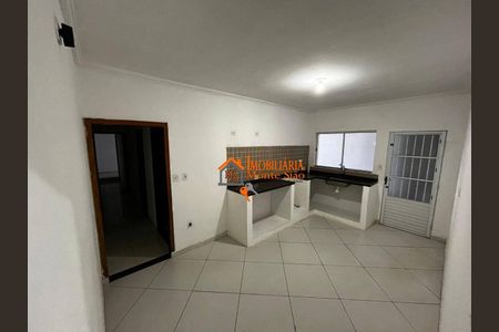 6_photo/94ce8a72b9.d41ccc6539b5b4b0-ATLAS-2319ecce-4bd3-48b9-9378-4d2b43db09a2.jpg de casa à venda com 3 quartos, 120m² em Jardim das Nacoes, Guarulhos