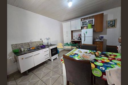 13_photo/94ce8a72e9.5a929f6f4f6ec222-ATLAS-e6f6a1f5-3761-4654-abc8-31b3121db15f.jpg de casa à venda com 5 quartos, 142m² em Jardim das Nacoes, Guarulhos