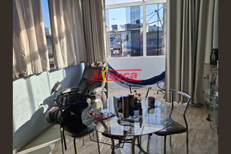 6_photo/94ce8a7397.d7a91d1757fec3a4-ATLAS-2804fcb2-5532-45ba-9188-6e0411d059d3.jpg de casa à venda com 4 quartos, 400m² em Cidade Soinco, Guarulhos