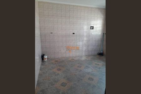 4_photo/94ce8a7487.ceff8192393c33de-ATLAS-4c51e5a8-1516-4d8e-a4b2-a20bafd13bfc.jpg de casa à venda com 3 quartos, 225m² em Jardim Sao Manoel, Guarulhos