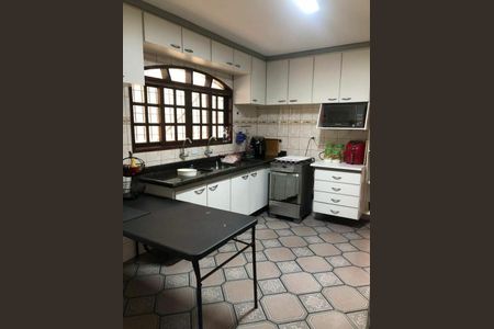 11_photo/94ce8a7635.0e5883cd31689f99-ATLAS-82145aa9-bcb5-43b8-9d08-b4087c9d4fed.jpg de casa à venda com 4 quartos, 208m² em Jardim Cumbica, Guarulhos