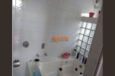 5_photo/94ce8a772f.ceff8192393c33de-ATLAS-85163d68-96b8-4a0c-af30-b40e111df1eb.jpg de casa à venda com 8 quartos, 316m² em Cj Res Paes Barros, Guarulhos