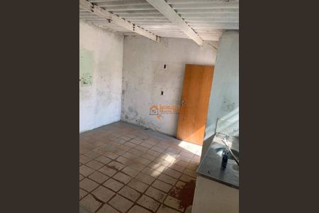 10_photo/94ce8a775d.badfd497b63a3b5d-ATLAS-2413d6d2-83e2-43ce-8ea1-90d22cbd2a4f.jpg de casa à venda com 5 quartos, 260m² em Cidade Jardim Cumbica, Guarulhos