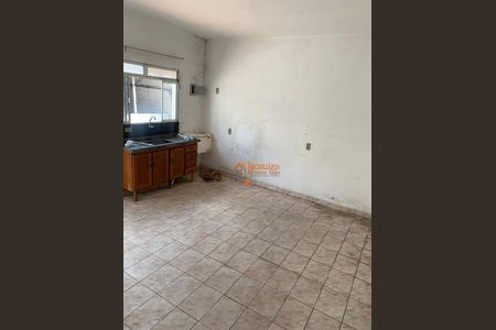 4_photo/94ce8a775d.badfd497b63a3b5d-ATLAS-7ae42c3a-b876-4743-bfba-2c7a7ea87bd4.jpg de casa à venda com 5 quartos, 260m² em Cidade Jardim Cumbica, Guarulhos