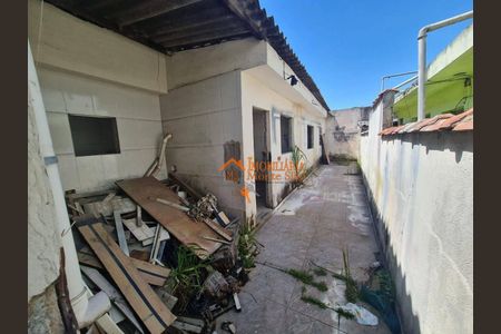 9_photo/94ce8a77cd.0c73e1ed549f9c6e-ATLAS-6b177bb6-72a5-471d-ab53-9aa3ba3ecc30.jpg de casa à venda com 3 quartos, 200m² em Cidade Jardim Cumbica, Guarulhos