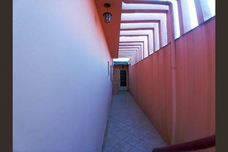 3_photo/94ce8a7ae5.82d60d4a6b7f5d9d-ATLAS-805d4b60-737b-438b-ad02-4627e5be83a4.jpg de casa à venda com 3 quartos, 300m² em Cidade Jardim Cumbica, Guarulhos