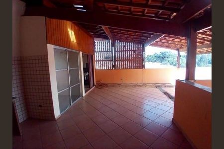 9_photo/94ce8a7ae5.82d60d4a6b7f5d9d-ATLAS-ca778721-bdc2-43f5-aef5-be629c0ed1fb.jpg de casa à venda com 3 quartos, 300m² em Cidade Jardim Cumbica, Guarulhos