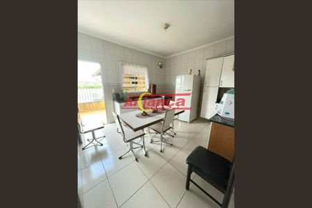 5_photo/94ce8a7f4b.9572e7b1eb576615-ATLAS-19b8bd99-e4f1-4e93-afdb-06944e149527.jpg de casa à venda com 6 quartos, 297m² em Cidade Jardim Cumbica, Guarulhos