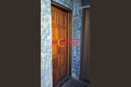 8_photo/94ce8a7f4b.9572e7b1eb576615-ATLAS-557eb6ea-e72d-4310-ba96-91a4172ef8ec.jpg de casa à venda com 6 quartos, 297m² em Cidade Jardim Cumbica, Guarulhos