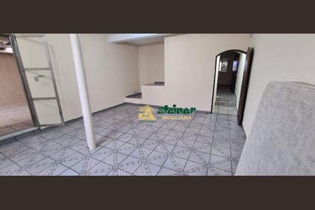 23_photo/94ce8a7f59.6e2b5af78f5323dd-ATLAS-c038721f-bd92-4ef1-b48c-a14d0f886399.jpg de casa para alugar com 3 quartos, 430m² em Cidade Jardim Cumbica, Guarulhos