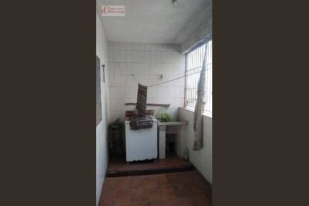 12_photo/94ce8a847f.8112f57c7da29d24-ATLAS-ace7cd75-b1a2-4662-97cf-87780b28cb58.jpg de casa à venda com 2 quartos, 368m² em Cidade Jardim Cumbica, Guarulhos