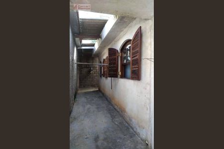 27_photo/94ce8a847f.8112f57c7da29d24-ATLAS-c613cfb9-6f2e-4873-95e4-56d44861e32c.jpg de casa à venda com 2 quartos, 368m² em Cidade Jardim Cumbica, Guarulhos