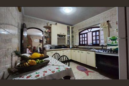5_photo/94ce8a86cb.07f29284d16cc936-ATLAS-90d14af6-bf0b-47bb-aaf5-67851734710c.jpg de casa à venda com 3 quartos, 167m² em Cidade Jardim Cumbica, Guarulhos