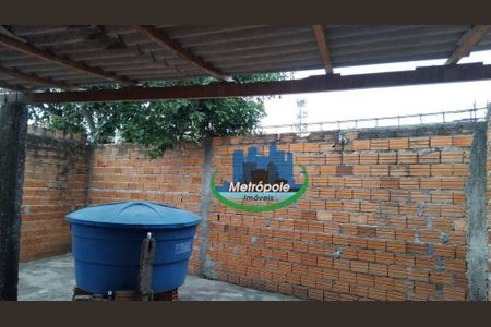 10_photo/94ce8aa4cf.0dba02f6e03a3679-ATLAS-d03fe2cf-624e-40ec-aa0f-22322e0a4186.jpg de casa à venda com 3 quartos, 250m² em Parque das Seringueiras, Guarulhos