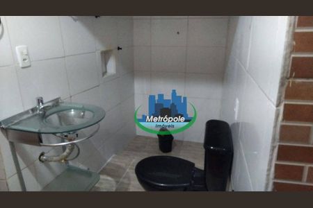 15_photo/94ce8aa4cf.0dba02f6e03a3679-ATLAS-d1cc0fc9-d64d-4ec9-8ddc-95d4a857d807.jpg de casa à venda com 3 quartos, 250m² em Parque das Seringueiras, Guarulhos