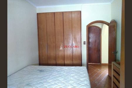 7_photo/94ce8aa573.1fe75d14432b581a-ATLAS-c9766f6c-d3b2-4a3a-bb3a-d9f566147586.jpg de casa à venda com 3 quartos, 180m² em Jardim Santa Barbara, Guarulhos