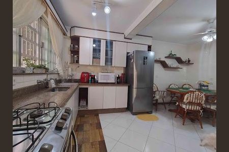 12_photo/94ce8aa8b9.ace617b0c4866e7e-ATLAS-775e7e16-e7d0-4e33-af3b-907116a73c27.jpg de casa à venda com 3 quartos, 170m² em Jardim Rizzo, Guarulhos