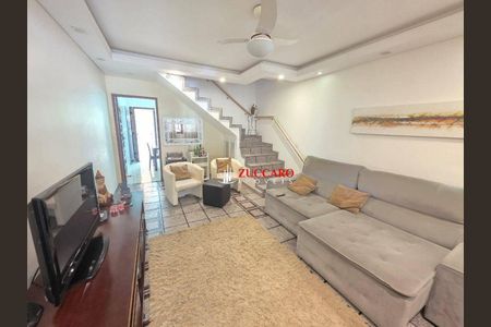 5_photo/94ce8aac99.16adc97dc1c8c56e-ATLAS-d11f37f1-d046-4e0b-ad8e-da6b6999e7a0.jpg de casa à venda com 2 quartos, 120m² em Macedo, Guarulhos