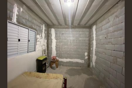 7_photo/94ce8aae37.e17343cf5b702f60-ATLAS-e6559259-15d1-4e33-9ec4-91f49c7ef951.jpg de casa à venda com 1 quarto, 25m² em Jardim Santa Barbara, Guarulhos