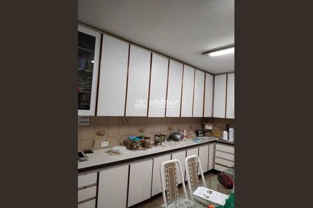 2_photo/94ce8aaf4b.98f84fb12afa6e72-ATLAS-4e26af55-7097-4dd4-a8f3-90c93540959a.jpg de casa à venda com 3 quartos, 303m² em Jardim Santa Barbara, Guarulhos