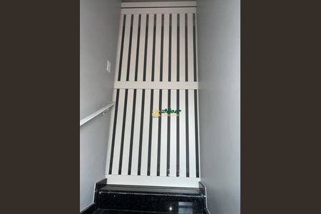 3_photo/94ce8ab02d.017055fdc837afa9-ATLAS-1a5af4c5-ea7a-423e-8f90-7e442bd5eb25.jpg de casa à venda com 3 quartos, 132m² em Vila Barros, Guarulhos