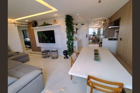 3_photo/94ce8ab0f3.b2ee7edd0e60d8df-ATLAS-37d9d8fe-bf08-4580-96d4-adaeaadfd46c.jpg de apartamento à venda com 1 quarto, 62m² em Vila Barros, Guarulhos