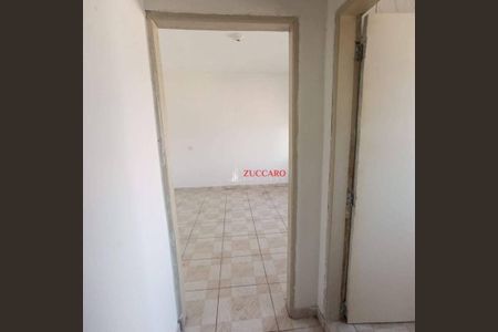 7_photo/94ce8ab5f1.832a1e1e5565aa8a-ATLAS-8440d5ee-0254-43e6-ae52-895b63878fba.jpg de casa para alugar com 1 quarto, 40m² em Jardim Eliana, Guarulhos