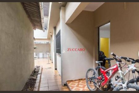 3_photo/94ce8ab767.1c5ee5b12bdcf8f7-ATLAS-3f80815c-d0d2-4392-8cde-d365fc4da355.jpg de casa à venda com 5 quartos, 324m² em Vila Barros, Guarulhos