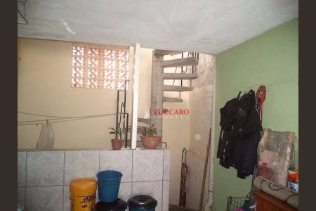 4_photo/94ce8ab88f.5b63f18bcccc212e-ATLAS-aa303741-4b62-4f1b-84ae-8d5577095daa.jpg de casa à venda com 3 quartos, 100m² em Vila Barros, Guarulhos