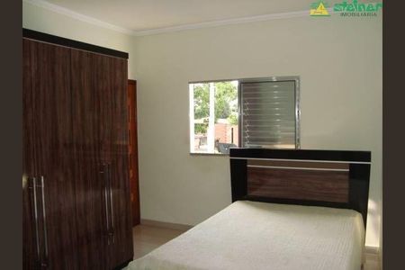 7_photo/94ce8ab8e5.9f95a1f539b4c485-ATLAS-1fa42f45-a6f6-42dd-aa7f-cc12f5c2b988.jpg de casa à venda com 2 quartos, 107m² em Vila Barros, Guarulhos