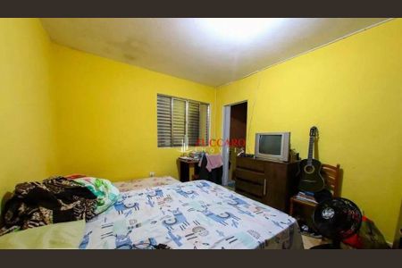 6_photo/94ce8ab971.7a802cfb1ffc346d-ATLAS-31e08a37-4382-45cb-be99-af1f7996ef5f.jpg de casa à venda com 4 quartos, 266m² em Vila Barros, Guarulhos