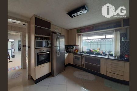 17_photo/94ce8ab977.c6267d18045375b9-ATLAS-82deeda4-b54b-44ef-9760-ca650d2fe88f.jpg de casa para alugar com 3 quartos, 383m² em Vila Barros, Guarulhos