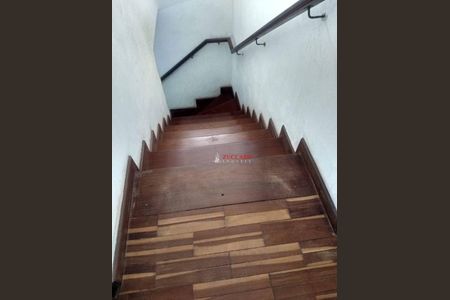 10_photo/94ce8ab9bd.d0d6d4d4a64609a5-ATLAS-b8ddd87c-1df8-41c6-b52d-2442d59dee12.jpg de casa à venda com 3 quartos, 160m² em Vila Barros, Guarulhos