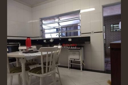 12_photo/94ce8ab9bd.d0d6d4d4a64609a5-ATLAS-d24ea773-bdd2-4e62-b883-0b3ce555b29b.jpg de casa à venda com 3 quartos, 160m² em Vila Barros, Guarulhos