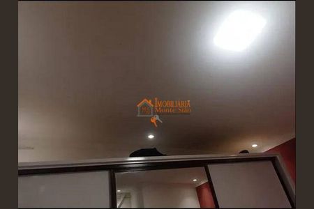 10_photo/94ce8abee7.04a823dc9d4d949a-ATLAS-df4c1b24-0bf0-441e-88d3-d73e7572ffe0.jpg de casa à venda com 6 quartos, 270m² em Vila Barros, Guarulhos