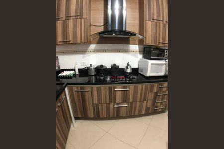 12_photo/94ce8abeff.8ca146e4695ff152-ATLAS-3d4f9d08-f50f-4979-9f9d-e0b82def91d7.jpg de casa à venda com 5 quartos, 400m² em Vila Barros, Guarulhos