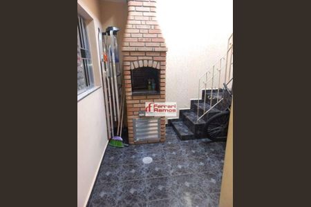 19_photo/94ce8abf15.dc8bbd111761e841-ATLAS-e19ac096-a474-4015-a4d1-daa7f64dcf01.jpg de casa à venda com 4 quartos, 200m² em Vila Barros, Guarulhos