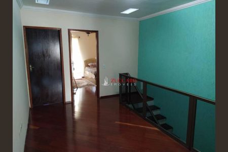 3_photo/94ce8abf41.9ff474c74b6d72c1-ATLAS-4ed47512-534a-4e7b-a4bc-0dbb41bb768e.jpg de casa à venda com 5 quartos, 187m² em Vila Barros, Guarulhos