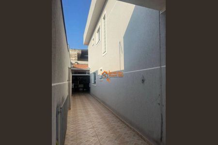 10_photo/94ce8ac96b.96ab9a77f00113ea-ATLAS-b36ede7d-40fe-4ce1-a67a-7df84fb09654.jpg de casa à venda com 3 quartos, 125m² em Jardim Monte Carmelo, Guarulhos