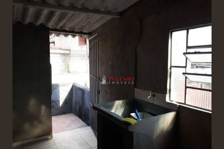 4_photo/94ce8aca59.babca6c7f82b9010-ATLAS-52991726-e006-482d-8a83-5f70128252d0.jpg de casa à venda com 5 quartos, 230m² em Jardim Sao Francisco, Guarulhos