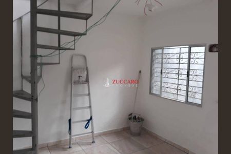 10_photo/94ce8aca59.babca6c7f82b9010-ATLAS-d0dffccb-5d66-474b-a4c5-040004235c49.jpg de casa à venda com 5 quartos, 230m² em Jardim Sao Francisco, Guarulhos