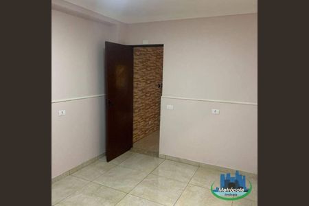 6_photo/94ce8aca7f.dda3a78fb47de289-ATLAS-7380be2a-20fd-466d-a970-eed4aea63ade.jpg de casa à venda com 4 quartos, 246m² em Jardim Sao Francisco, Guarulhos