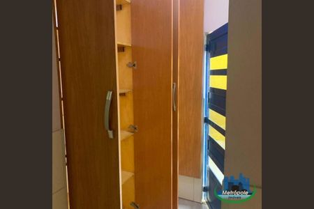 21_photo/94ce8aca7f.dda3a78fb47de289-ATLAS-a5d187dc-219f-4e38-b02c-3b8211907731.jpg de casa à venda com 4 quartos, 246m² em Jardim Sao Francisco, Guarulhos