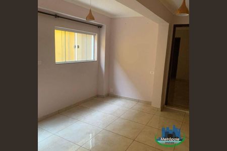 11_photo/94ce8aca7f.dda3a78fb47de289-ATLAS-b04b9c71-dfeb-4bf4-99ce-a29cd71069e0.jpg de casa à venda com 4 quartos, 246m² em Jardim Sao Francisco, Guarulhos