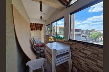 10_photo/94ce8acd2d.1793dc22c4eda740-ATLAS-2e47849e-ff67-422f-926b-76a5896cb1e4.jpg de casa à venda com 3 quartos, 220m² em Jardim Cocaia, Guarulhos